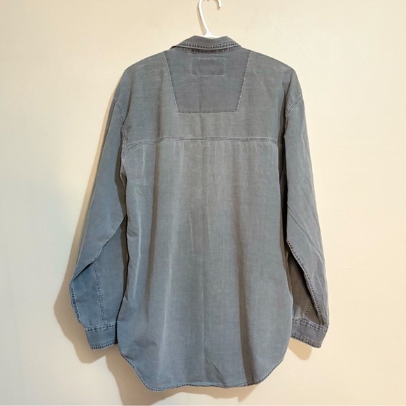 Vintage Levi's Gray Oversized Cotton Button Up Shirt Embroidered Logo - Picture 13 of 16